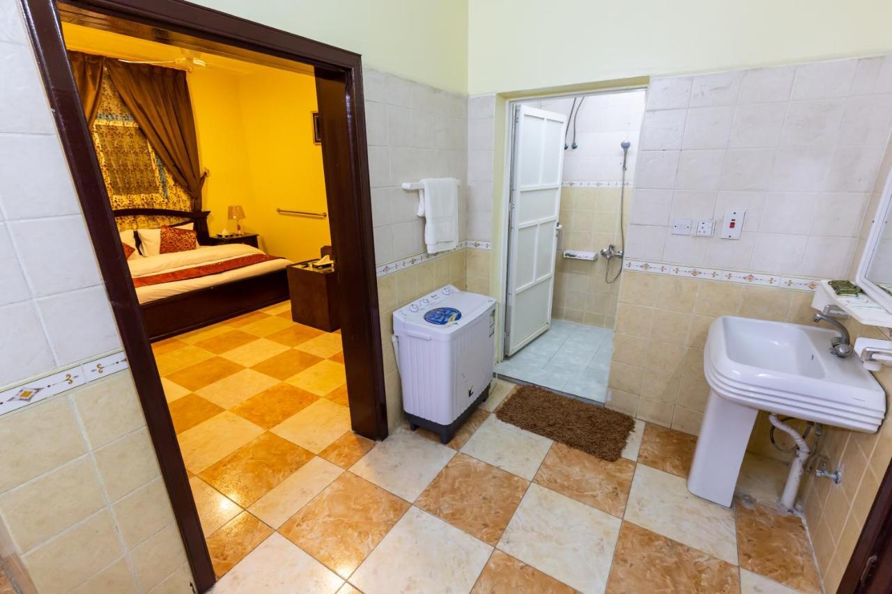 Al Eairy Furnished Apartments - Al Bahah 3 Luaran gambar