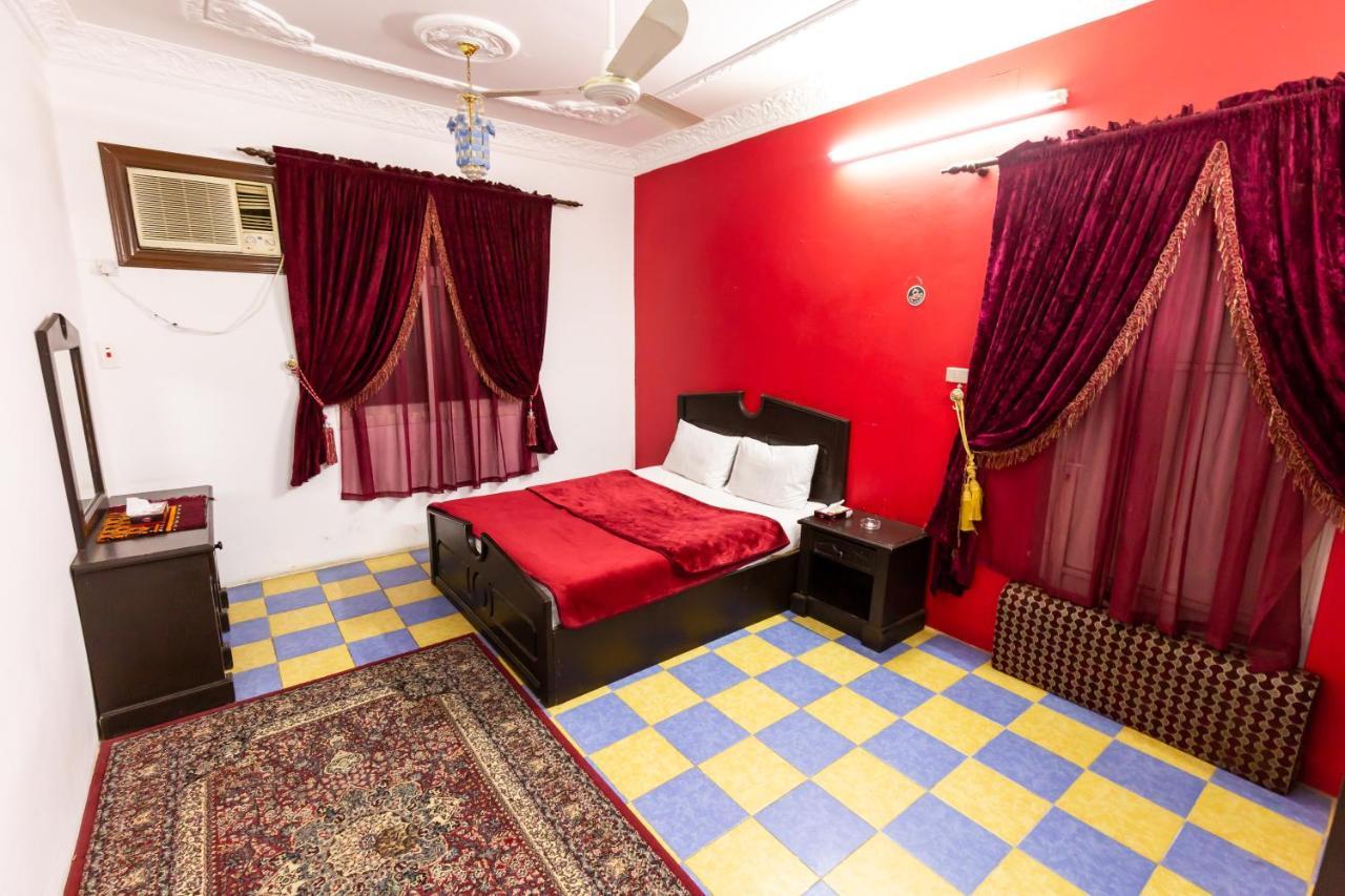 Al Eairy Furnished Apartments - Al Bahah 3 Luaran gambar