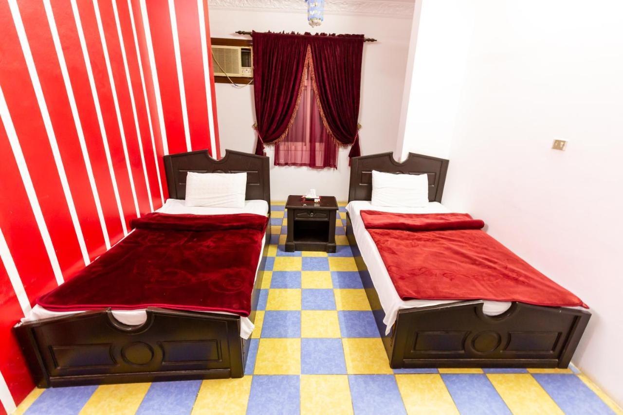 Al Eairy Furnished Apartments - Al Bahah 3 Luaran gambar