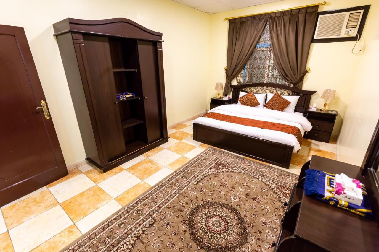 Al Eairy Furnished Apartments - Al Bahah 3 Luaran gambar