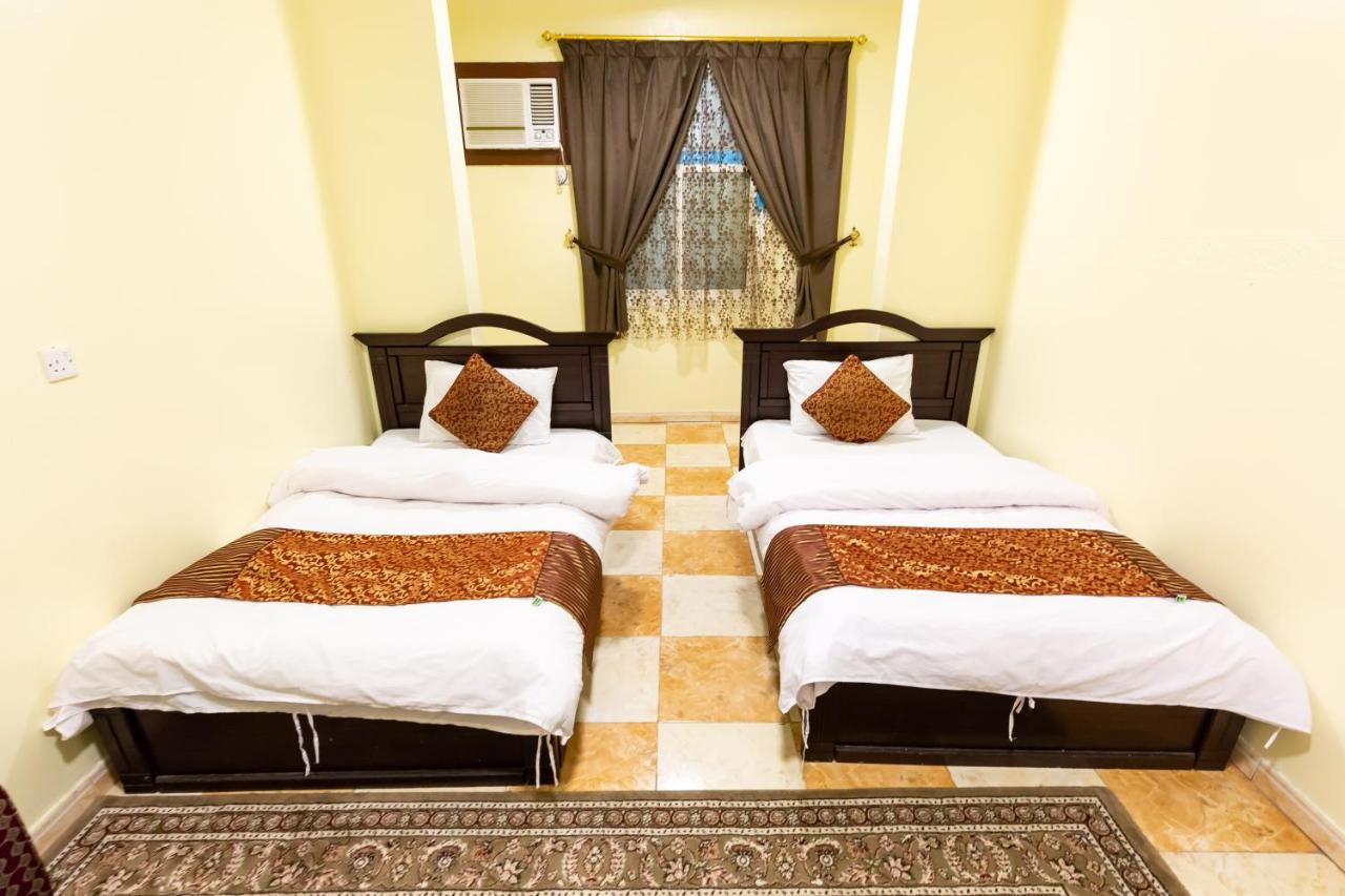Al Eairy Furnished Apartments - Al Bahah 3 Luaran gambar