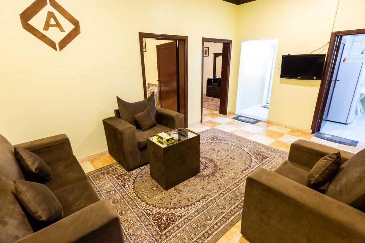 Al Eairy Furnished Apartments - Al Bahah 3 Luaran gambar